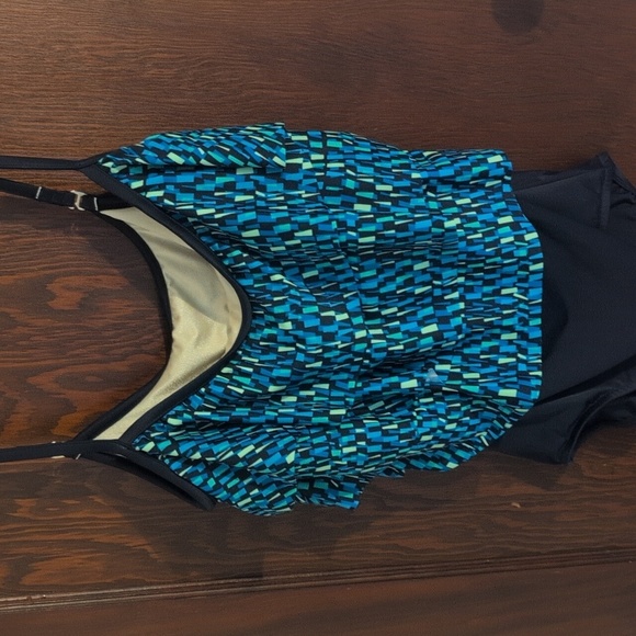 Maxine Of Hollywood Blue & Black Flattering One Piece Swimsuit Size 16 - Picture 4 of 8